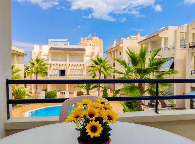 Resale - Apartment - Torrevieja - la veleta