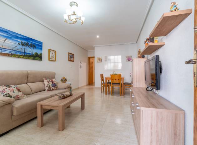 Resale - Townhouse - Playa Flamenca - las chismosas