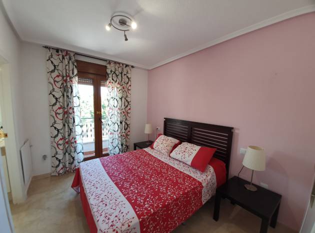 Resale - Apartment - Villamartin