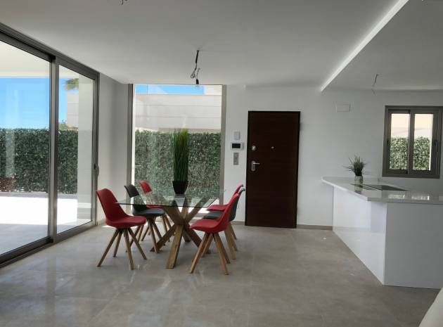 Resale - Villa - Villamartin