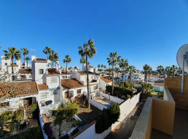 Resale - Townhouse - Villamartin - La Fuente