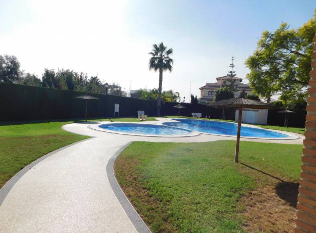 Återförsäljning - Villa - Cabo Roig - Lomas de Cabo Roig