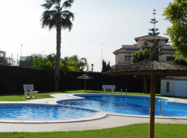 Återförsäljning - Villa - Cabo Roig - Lomas de Cabo Roig