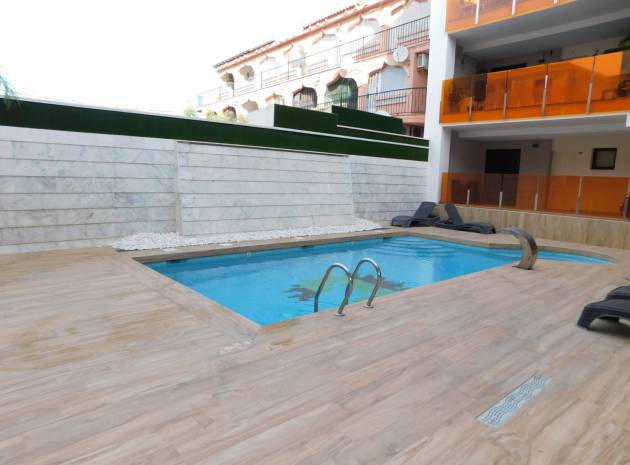 Resale - Apartment - Torrevieja - Beachside Torrevieja