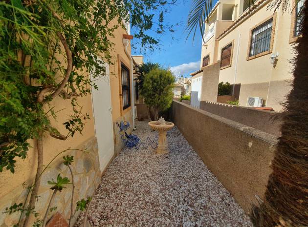 Resale - Villa - Villamartin - El Galan