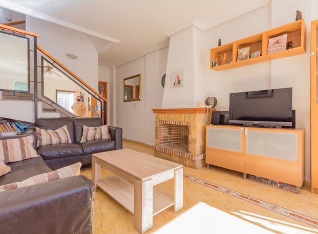 Resale - Townhouse - Playa Flamenca - las chismosas