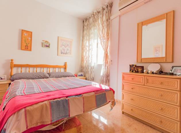 Resale - Apartment - Playa Flamenca - Res. Sol de Mar