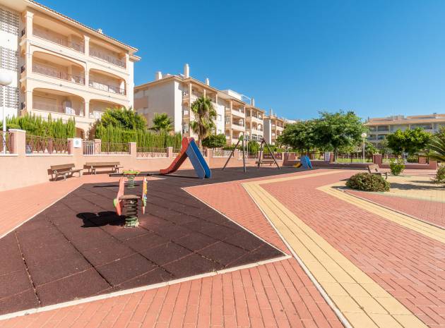 Wederverkoop - Appartement - Playa Flamenca - Laguna Golf