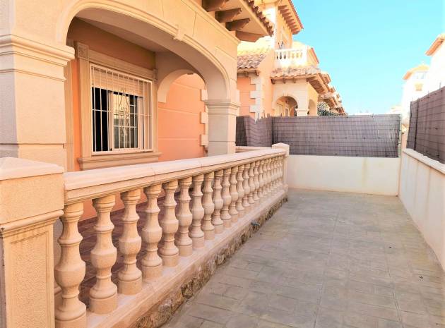 Resale - Villa - Torrevieja - Aguas Nuevas