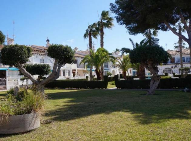 Resale - Townhouse - Los Balcones - lago jardin