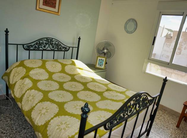 Resale - Apartment - Pinoso