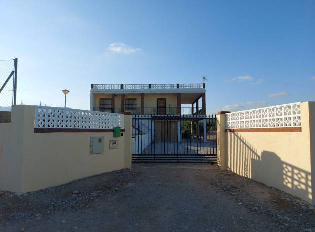 Resale - Villa - Crevillente - crevillente