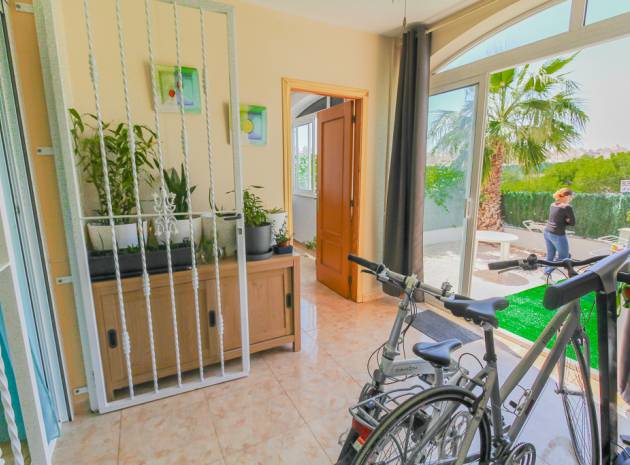 Wiederverkauf - Wohnung - Torrevieja - Aguas Nuevas