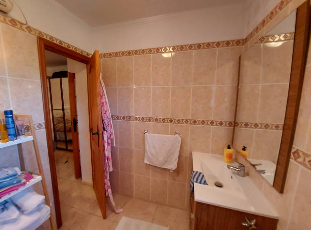 Resale - Villa - Dolores