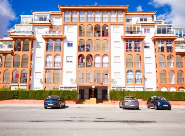 Resale - Apartment - Torrevieja - Aguas Nuevas