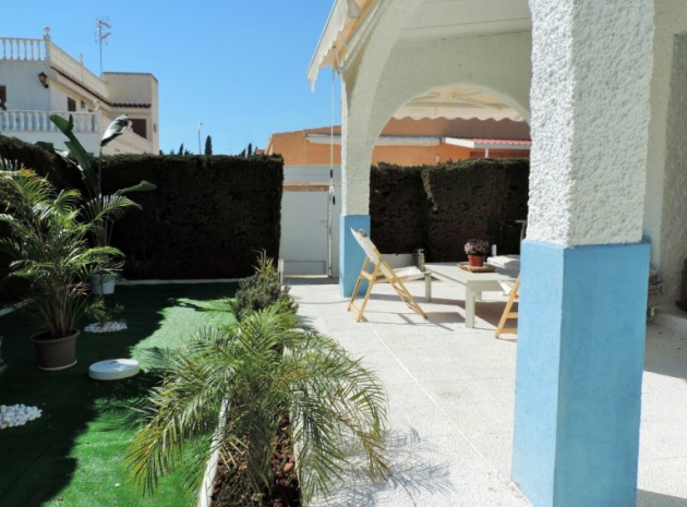 Resale - Villa - Campoamor