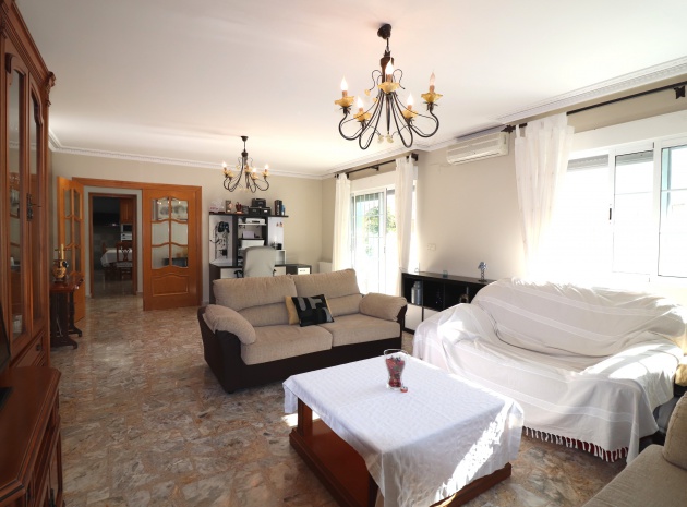 Resale - Villa - Los Montesinos