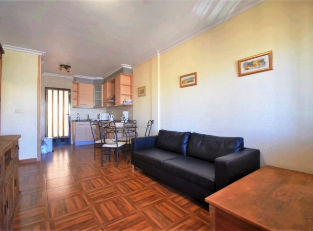 Resale - Apartment - Torrevieja - Aguas Nuevas