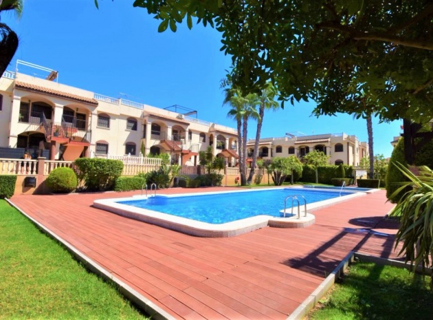 Resale - Apartment - Torrevieja - Aguas Nuevas