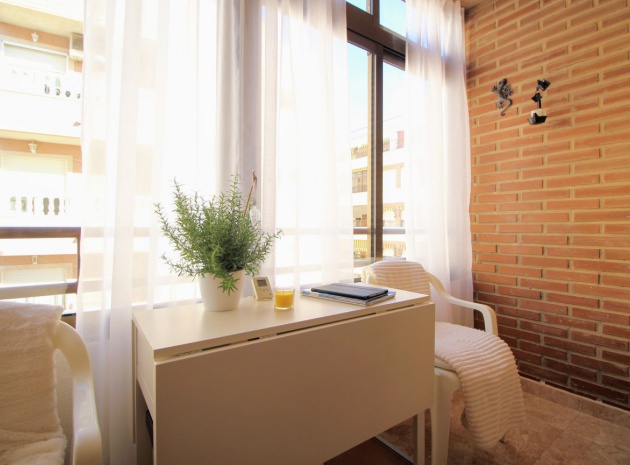 Resale - Apartment - Torrevieja - Beachside Torrevieja