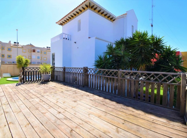 Återförsäljning - Villa - Orihuela Costa - Lomas de Cabo Roig
