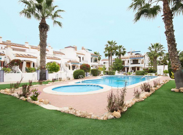 Resale - Apartment - Villamartin