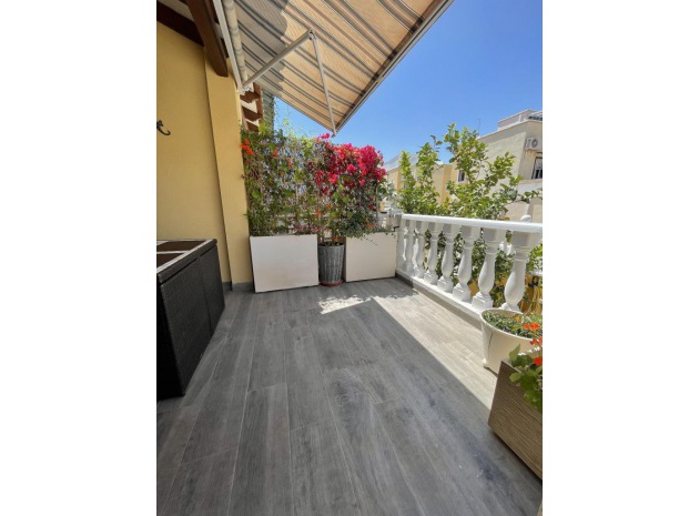 Resale - Townhouse - Los Altos