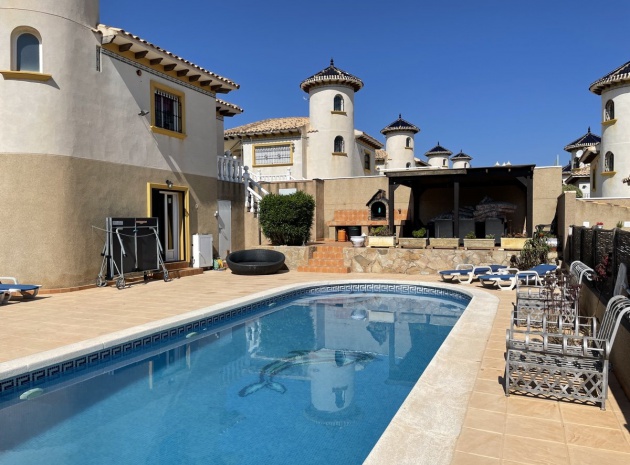 Resale - Villa - Villamartin - pinada golf