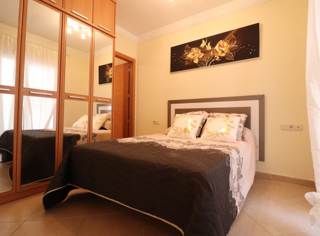 Resale - Apartment - Formentera del Segura - Formentera - Village