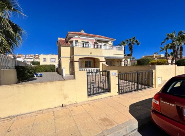 Resale - Townhouse - Villamartin - El Galan