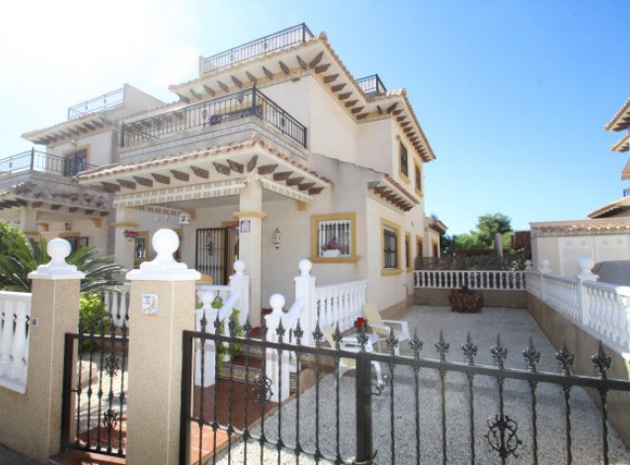 Resale - Villa - Villamartin - pinada golf