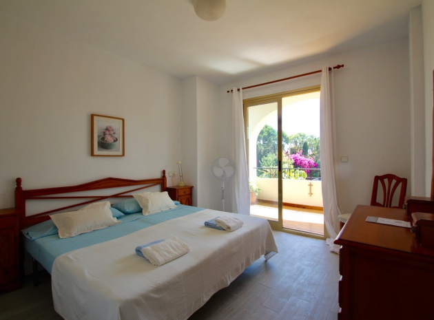 Resale - Apartment - Villamartin