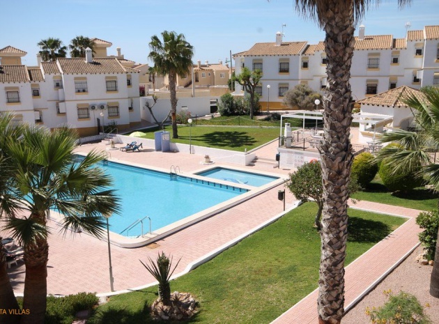 Resale - Apartment - Villamartin - las carolinas