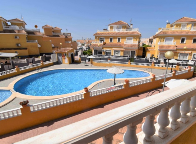 Återförsäljning - Villa - Orihuela Costa - Playa Flamenca