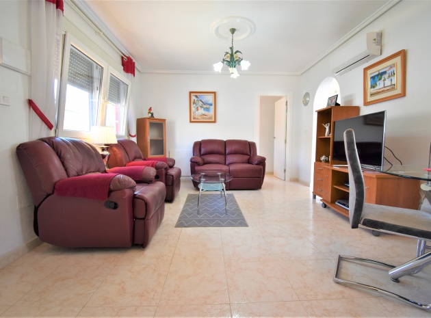 Resale - Villa - Orihuela Costa - Playa Flamenca