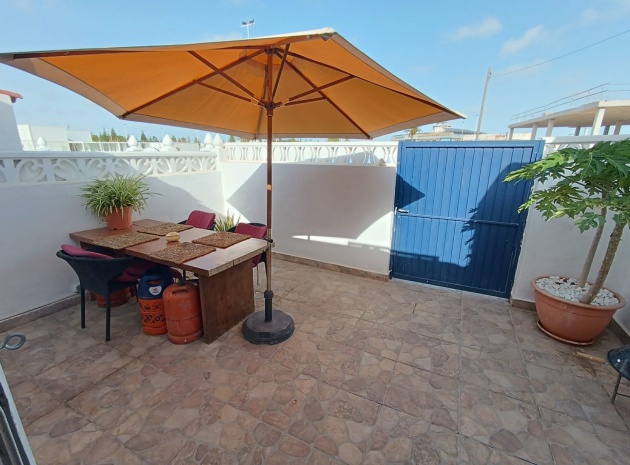 Resale - Bungalow - Torrevieja