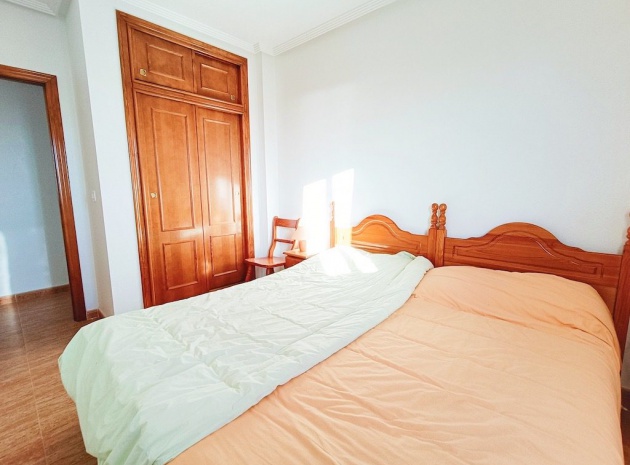 Resale - Apartment - Playa Flamenca - la mirada