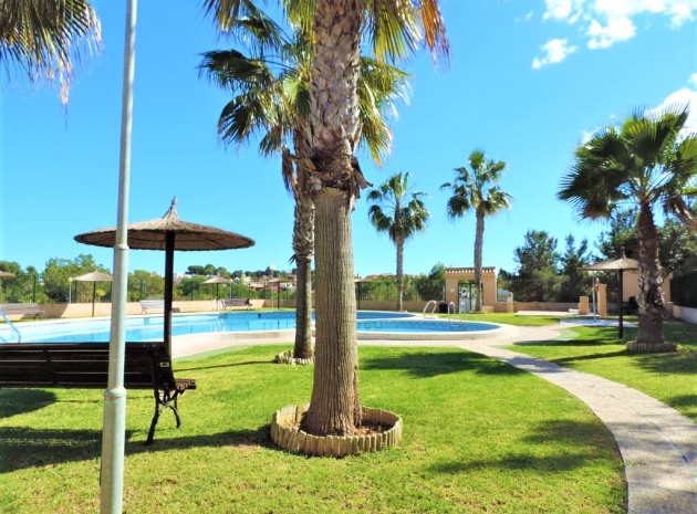 Wiederverkauf - Villa - Orihuela Costa - Los Altos