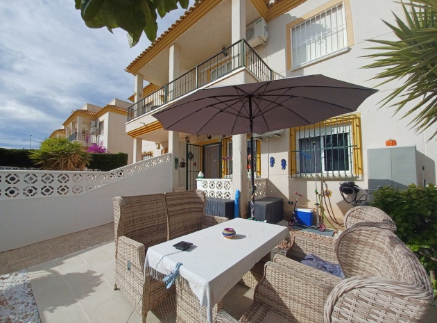 Resale - Apartment - Villamartin - st james park