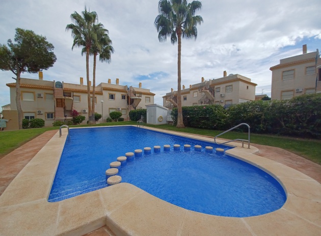 Resale - Apartment - Villamartin - st james park