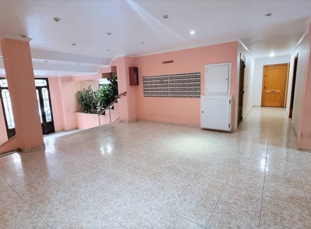 Resale - Apartment - Torrevieja - Beachside Torrevieja