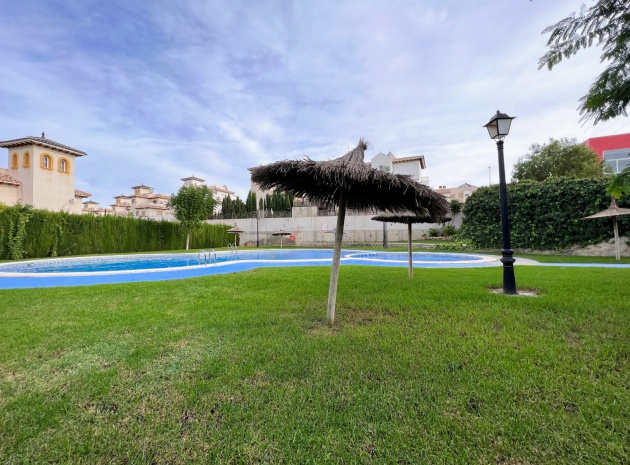 Återförsäljning - Villa - Cabo Roig - Lomas de Cabo Roig