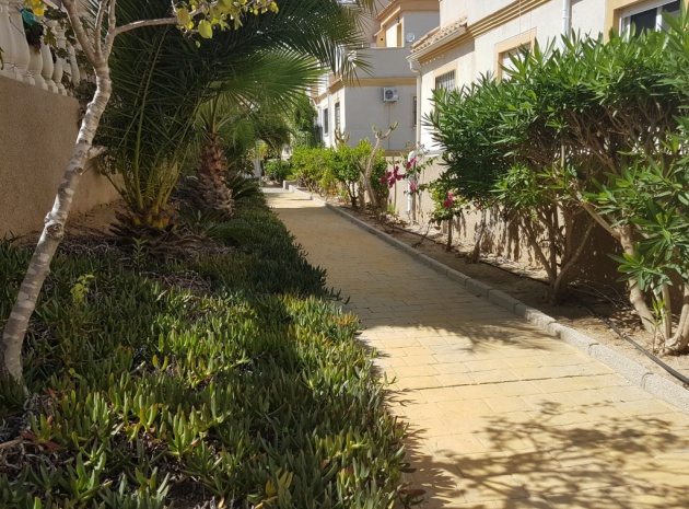 Resale - Apartment - Villamartin - st james hill