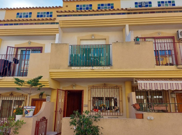 Resale - Townhouse - Playa Flamenca - amapolas