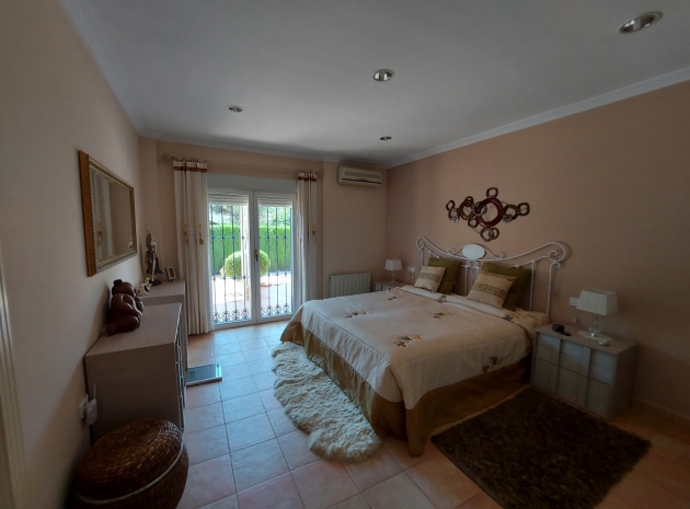 Resale - Villa - Almoradi - almoradi