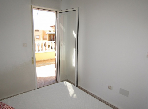 Resale - Townhouse - Villamartin - bosque de las lomas