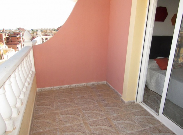 Resale - Townhouse - Villamartin - bosque de las lomas