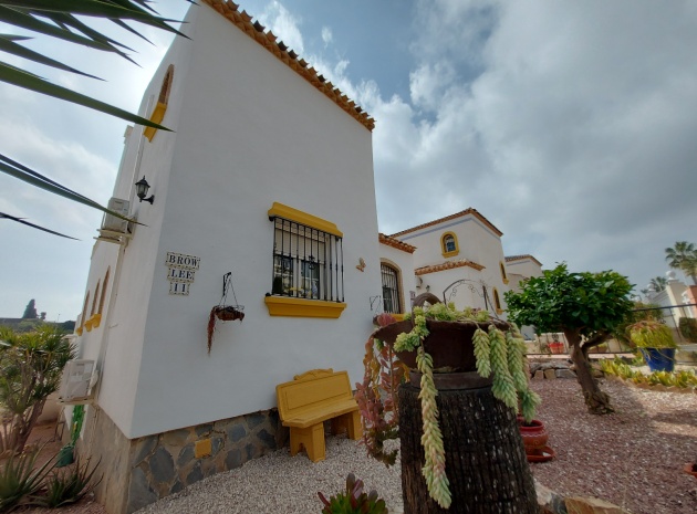 Resale - Villa - Villamartin - Los Dolses