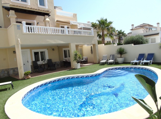 Resale - Villa - Villamartin - blue hills