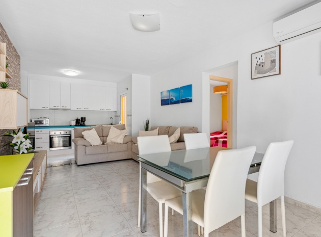 Resale - Apartment - Torrevieja - El Limonar